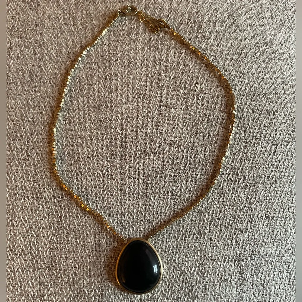 10 pc Bundle lot of unique necklaces - assorted‎